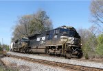 NS 1103 & 7598 lead train 350 around the curve at Fetner